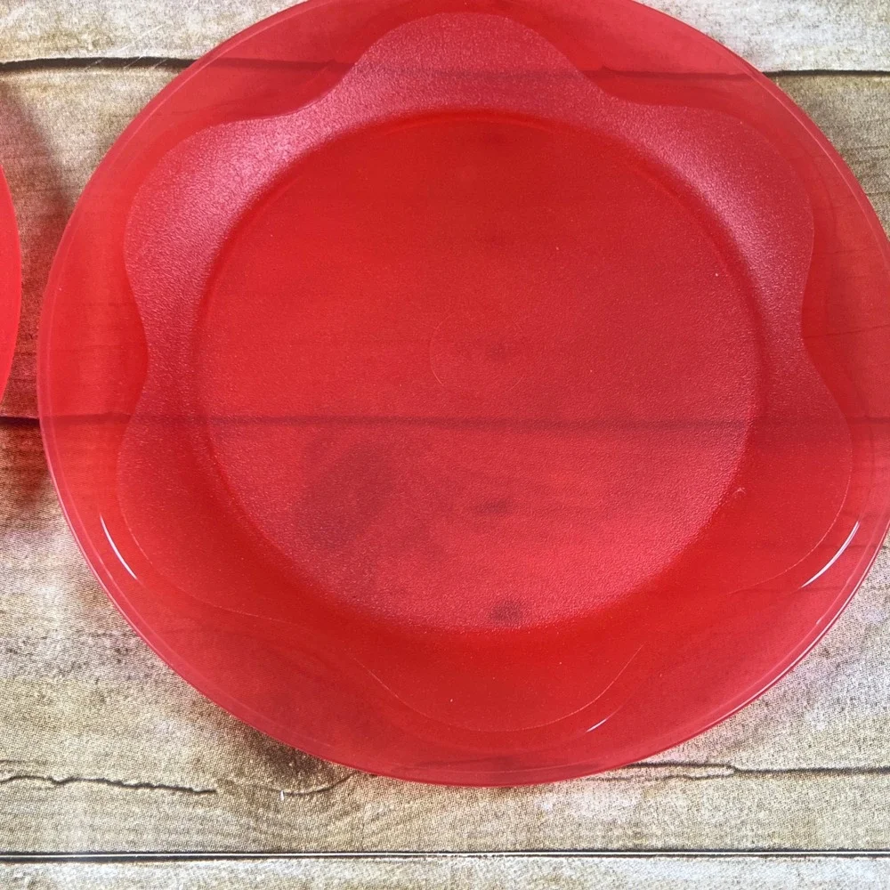 Tupperware  Luncheon Dessert  Plates Open House RED  8 in Set of 6